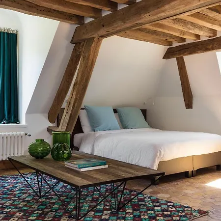 Le Manoir De La / Adults Only *