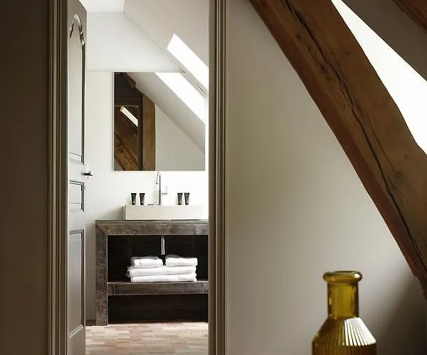 Le Manoir De La / Adults Only Bed & Breakfast 3*