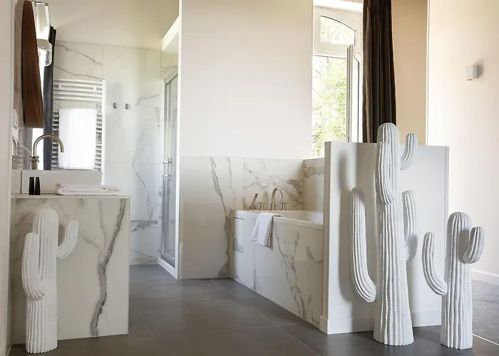 Bed & Breakfast Le Manoir De La / Adults Only 3*