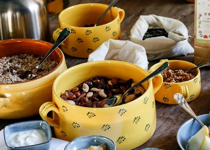 Le Manoir De La / Adults Only 3*